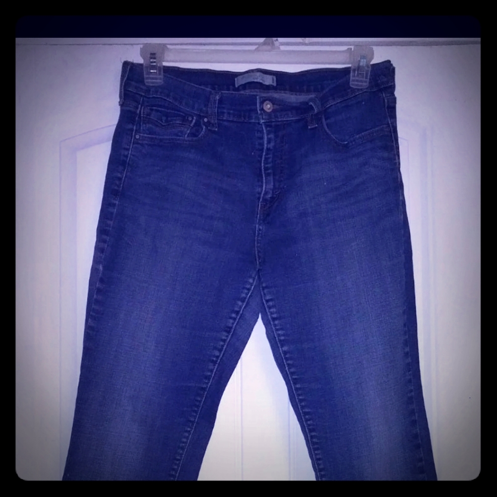 Levi's womens jeans